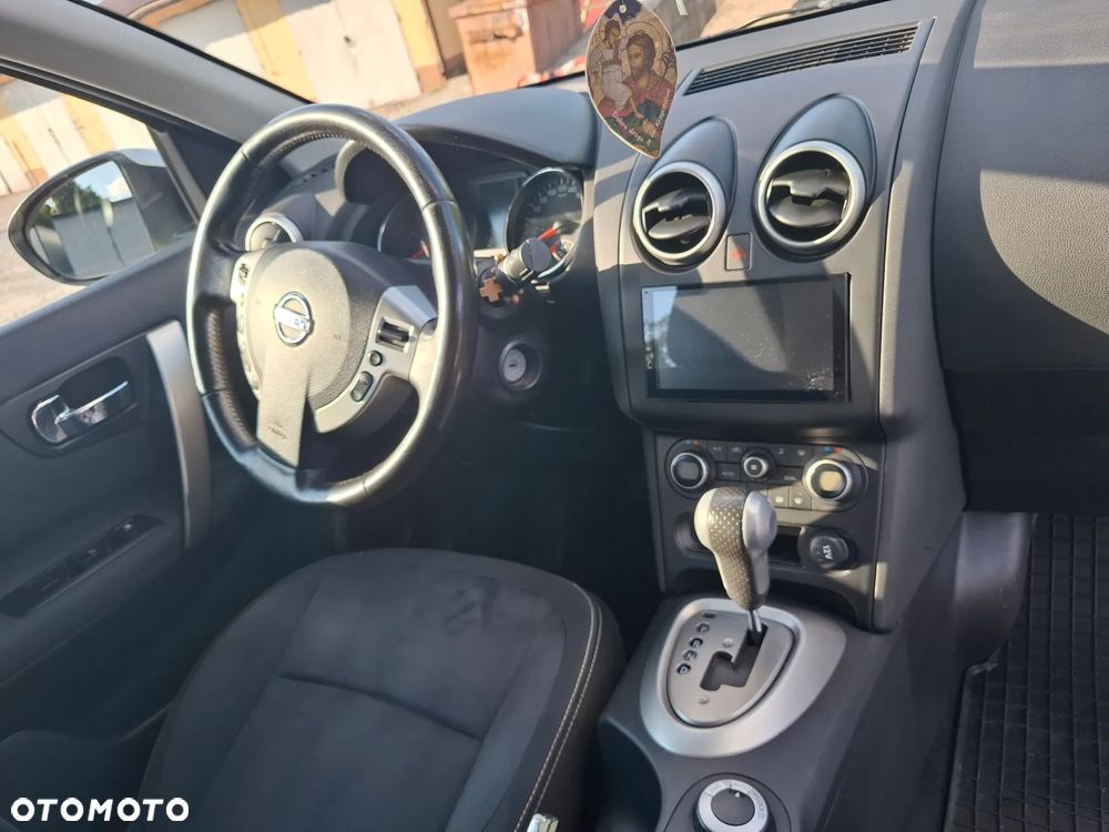 Nissan Qashqai 2.0 dCi DPF 4x4 tekna - 14