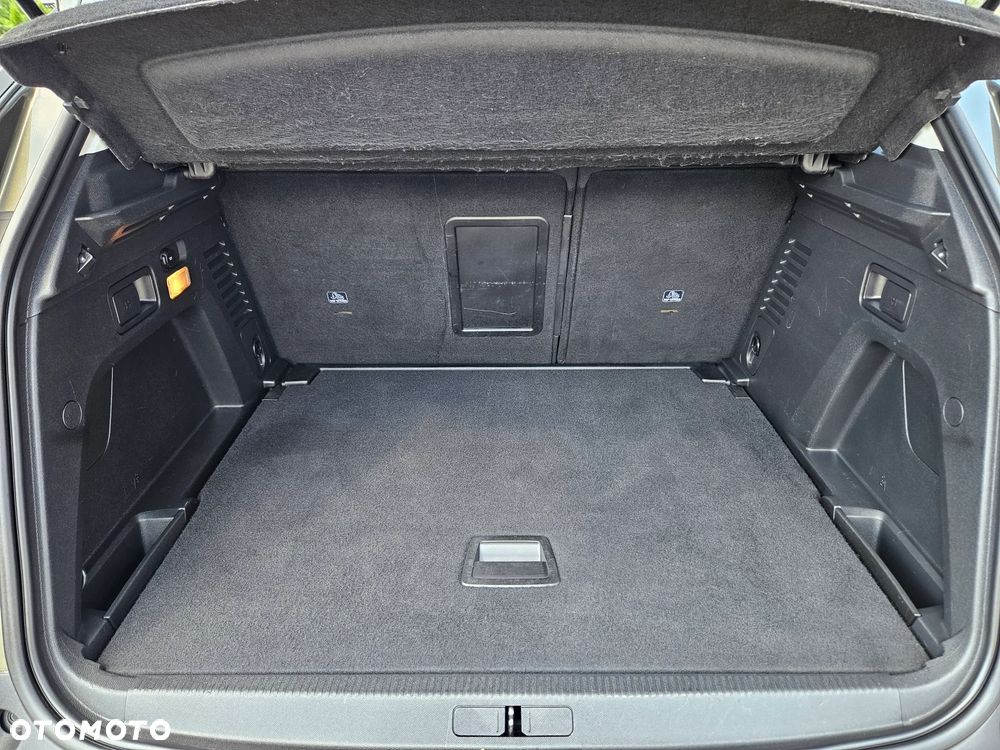 Peugeot 3008 1.5 BlueHDi Road Trip S&S EAT8 - 20