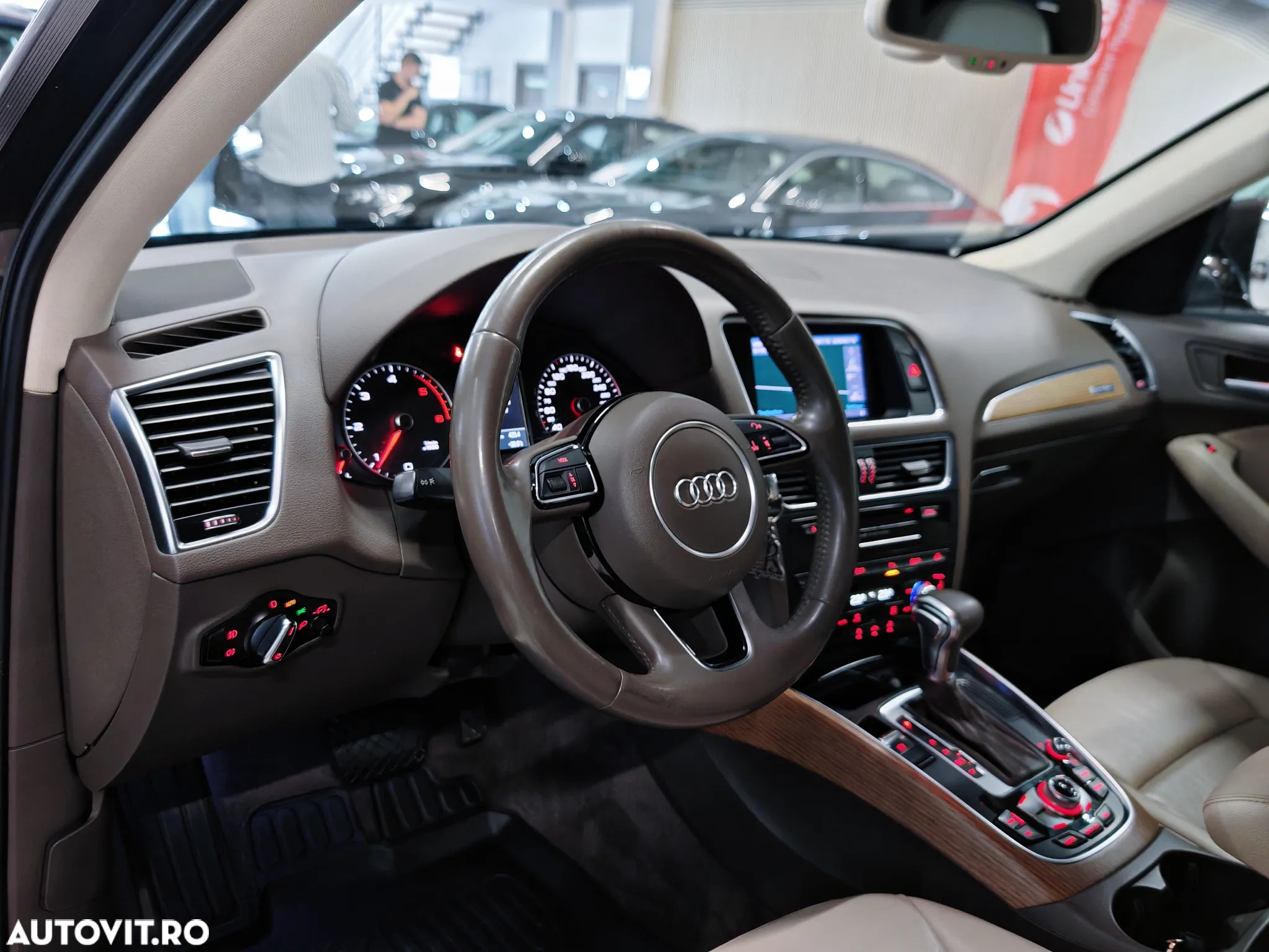 Audi Q5 2.0 TDI Quattro S tronic - 6