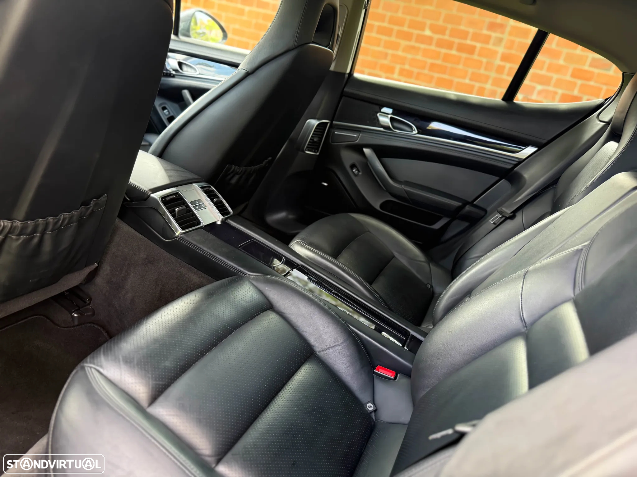 Porsche Panamera Standard - 28