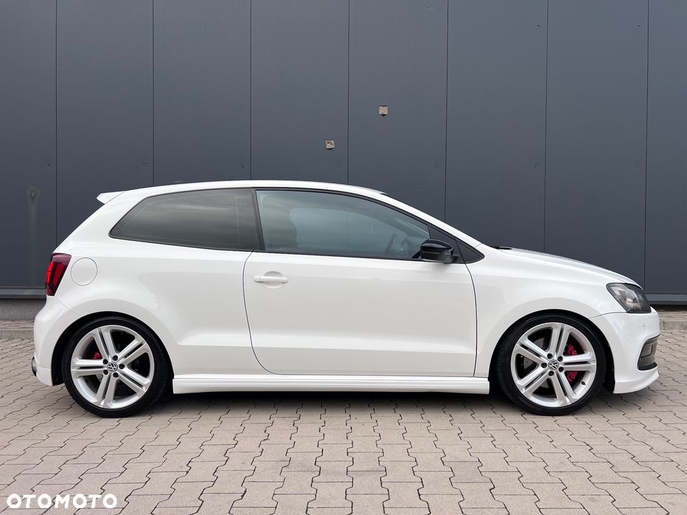 Volkswagen Polo 1.6 TDI Highline - 12