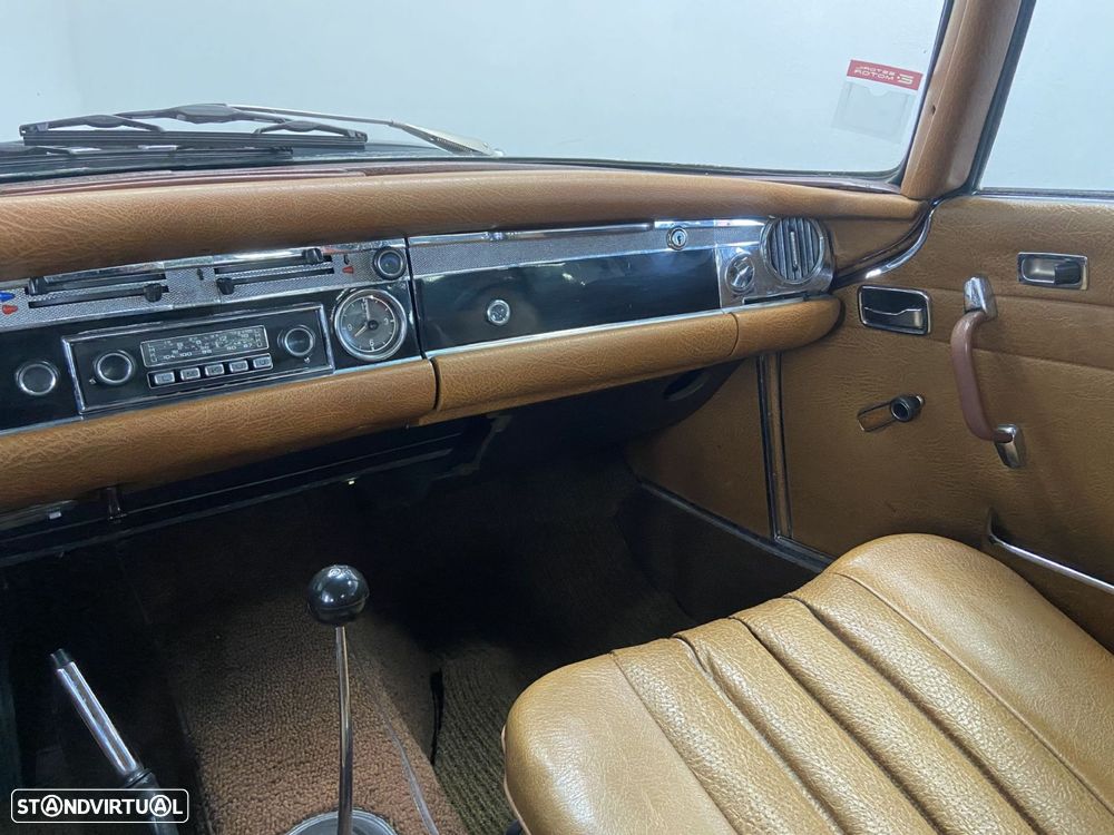 Mercedes-Benz SL 280 - 13