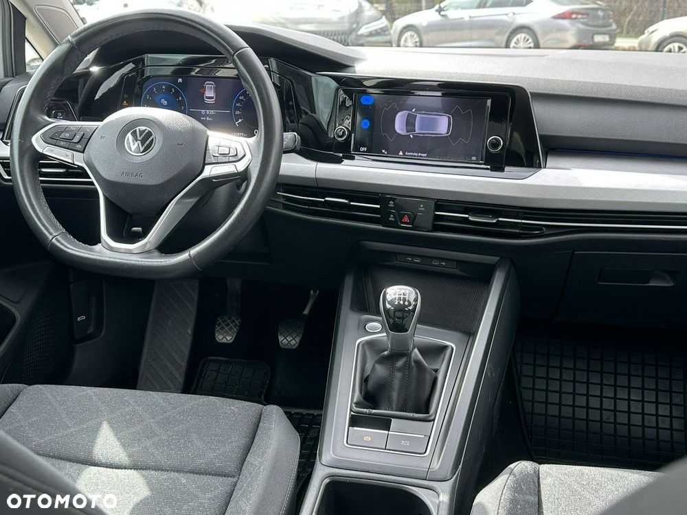 Volkswagen Golf - 21