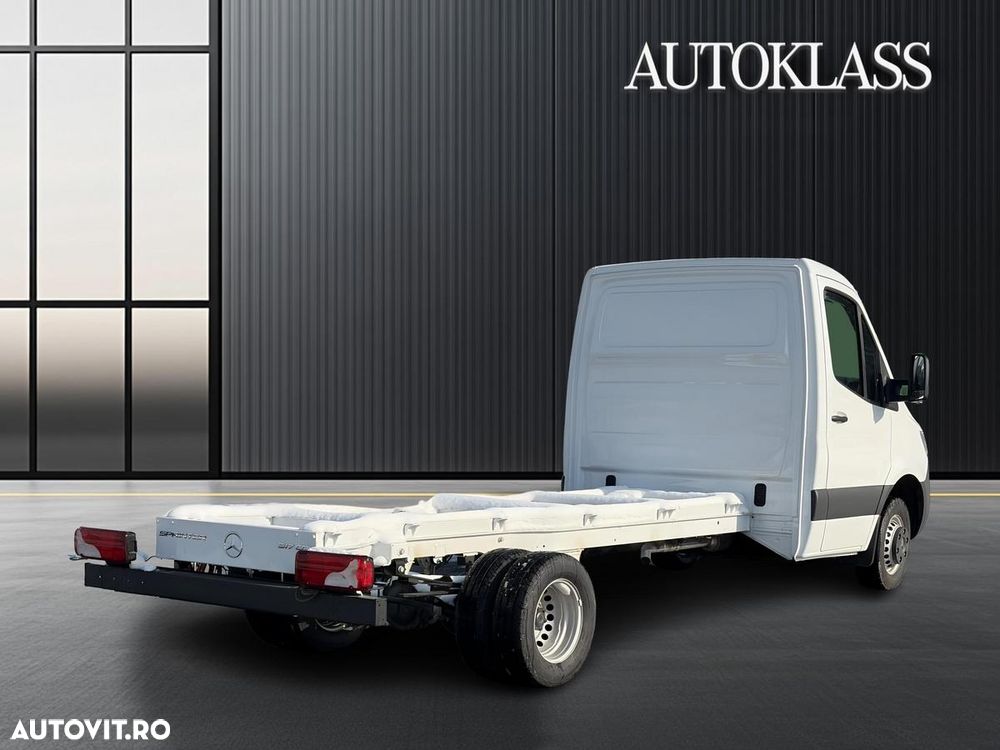 Mercedes-Benz Sprinter 517 - 5