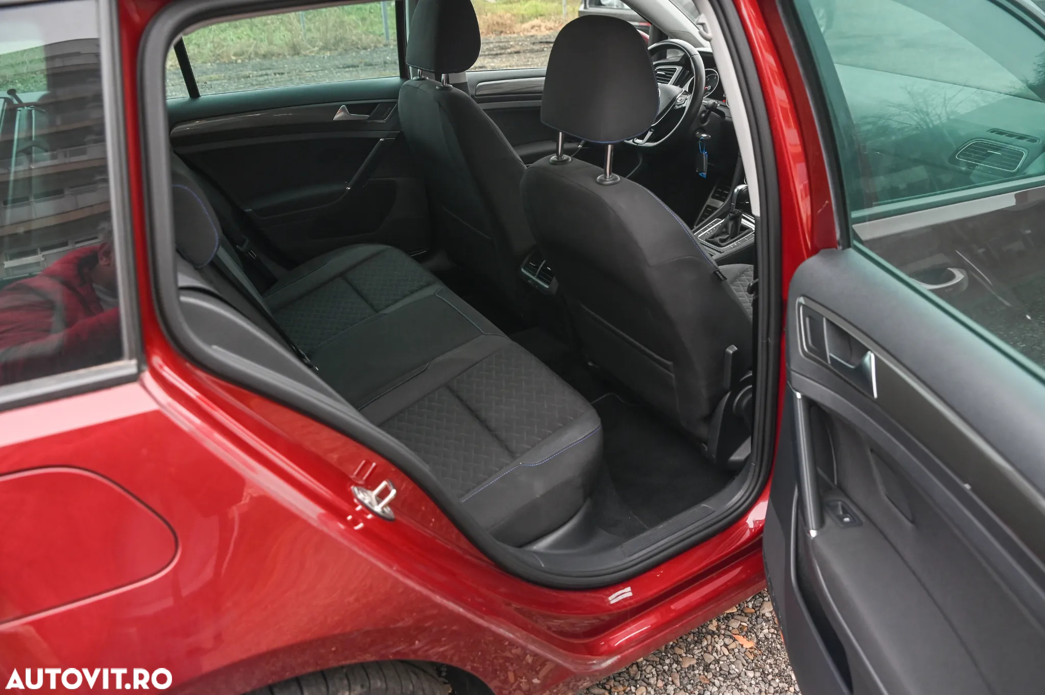 Volkswagen Golf 1.6 TDI DSG Join - 11