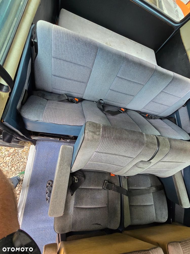 Volkswagen Transporter - 10