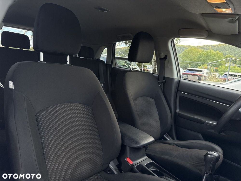 Mitsubishi ASX 2.0 Invite - 14