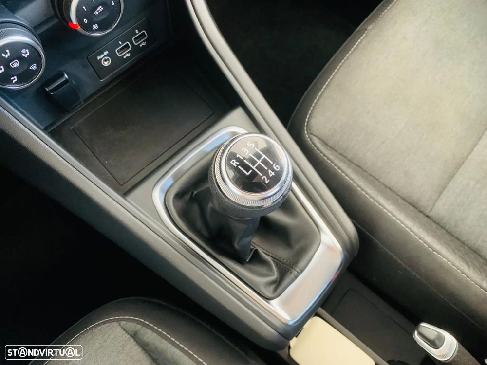 Renault Captur - 30