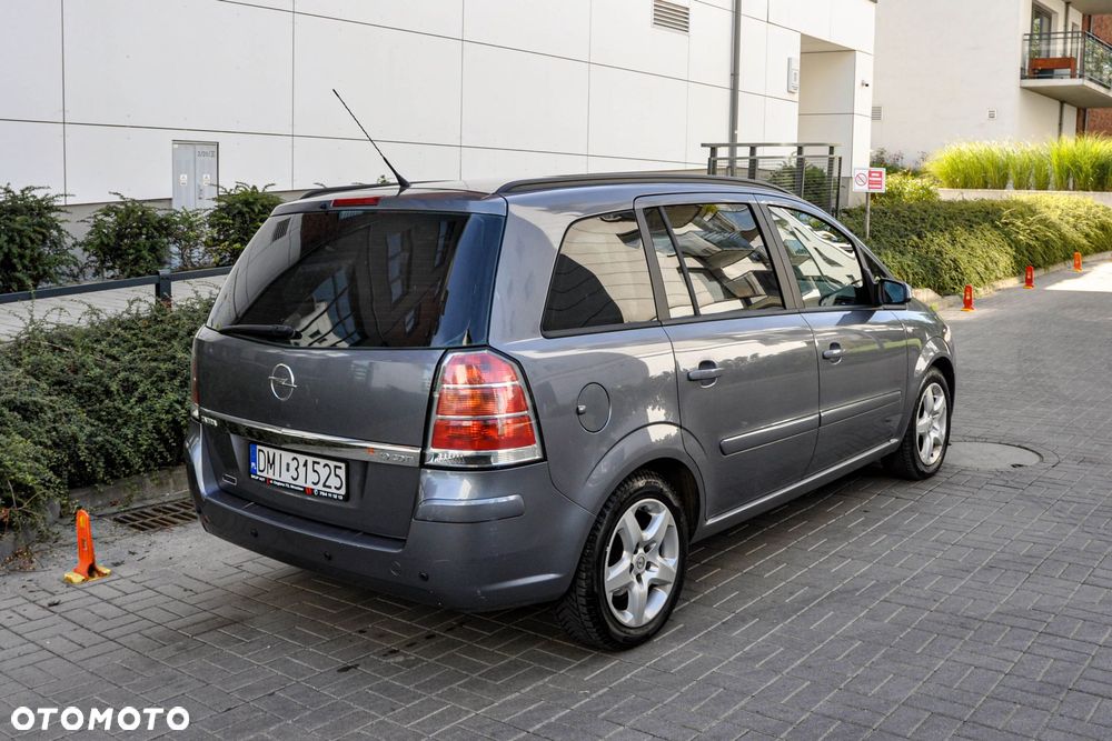 Opel Zafira - 4