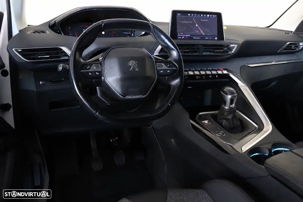 Peugeot 5008 1.2 PureTech Allure - 5