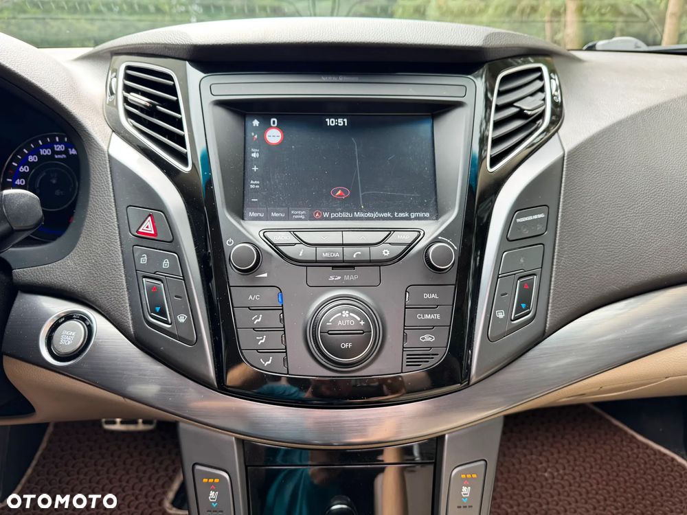 Hyundai i40 Kombi blue 1.7 CRDi DCT Premium - 26