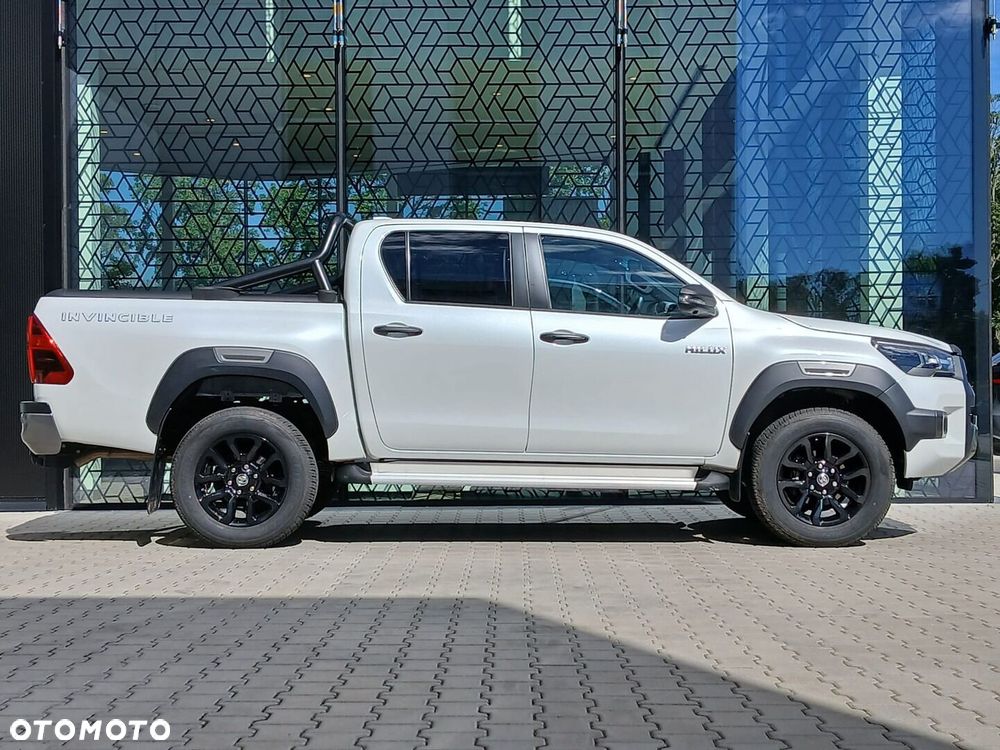 Toyota Hilux 2.8 D-4D mHEV Double Cab Invincible 4x4 - 4