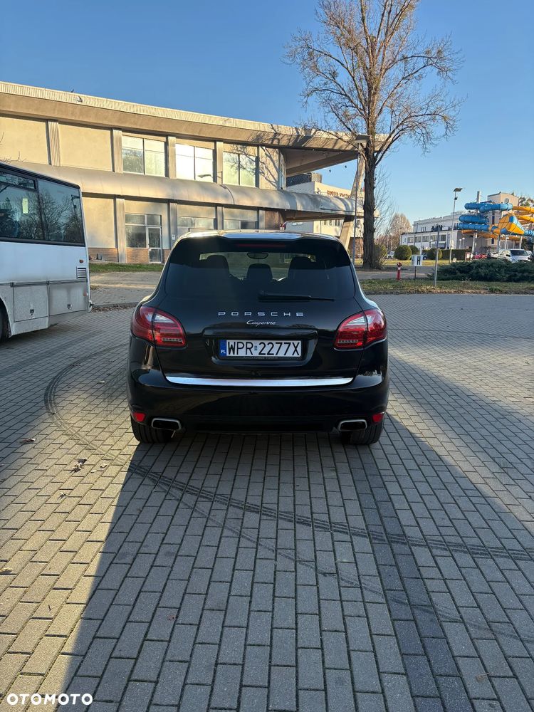 Porsche Cayenne - 3