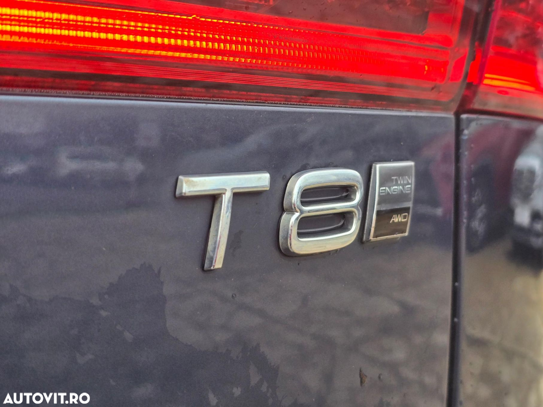 Volvo XC 60 T8 Twin Engine AWD Momentum - 26