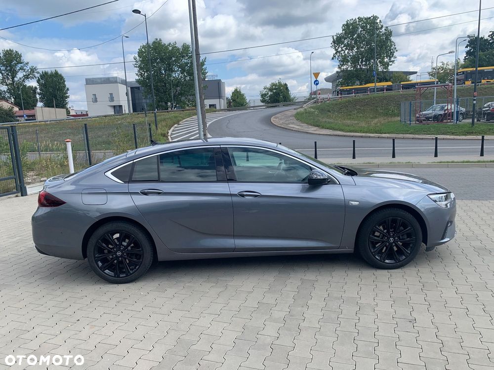 Opel Insignia 2.0 CDTI Business Elegance S&S - 4