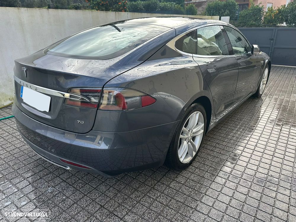 Tesla Model S Standard - 8