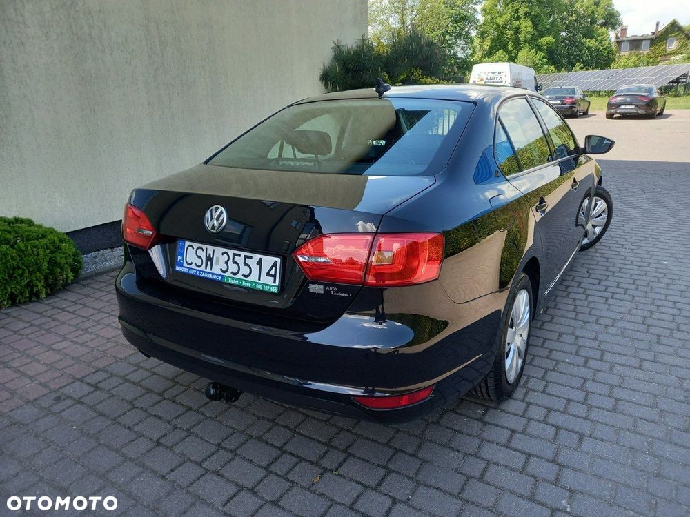 Volkswagen Jetta 1.6 TDI DPF Highline - 2