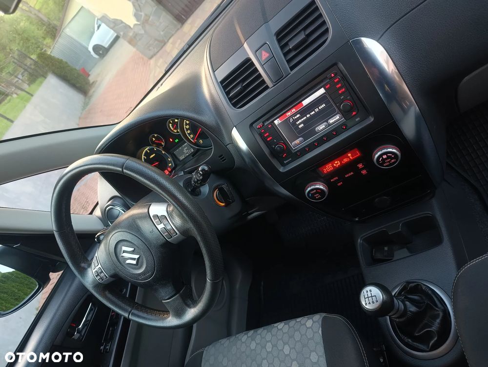 Suzuki SX4 - 10