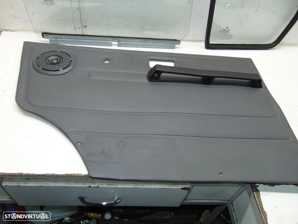 Renault Trafic vidros/Quartela - 5