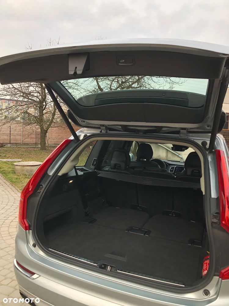 Volvo XC 90 T8 AWD Plug-In Hybrid Inscription 7os - 17