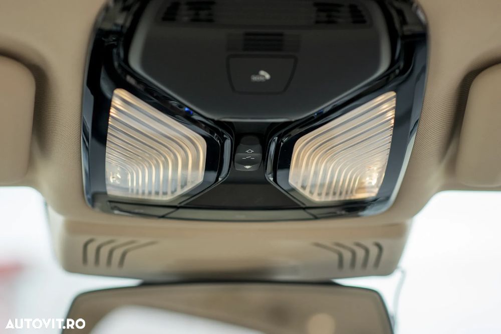 BMW X3 xDrive20i AT xLine - 25