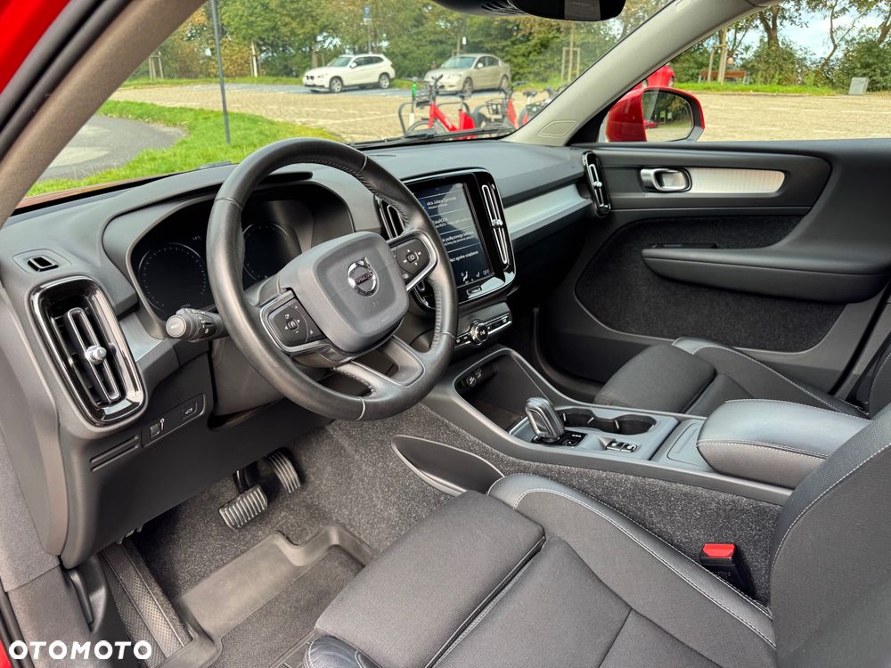 Volvo XC 40 T4 AWD Momentum - 10