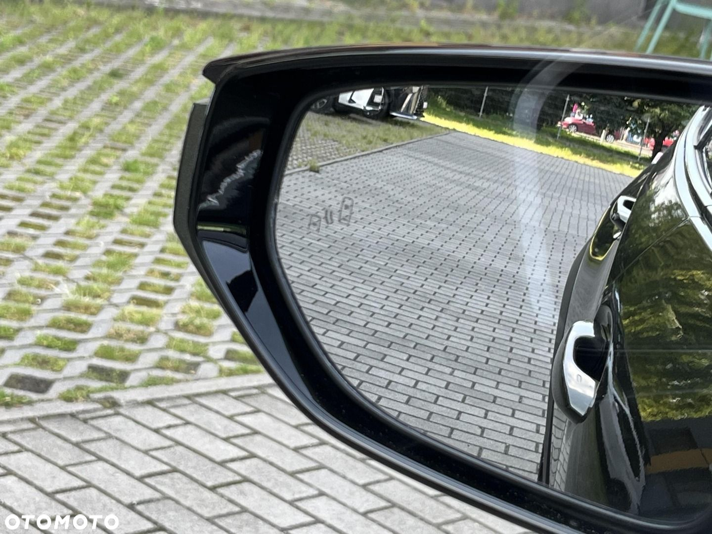Lexus UX - 22