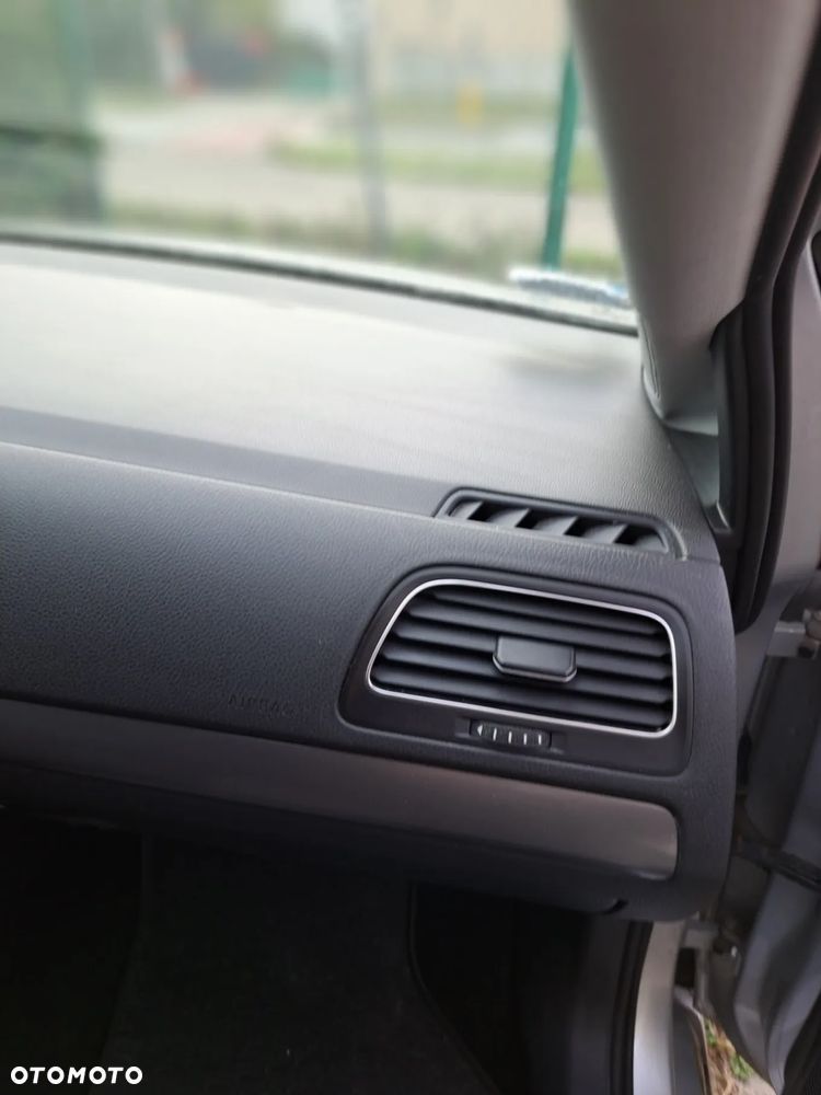 Volkswagen Golf VII 1.6 TDI BMT Trendline DSG - 16