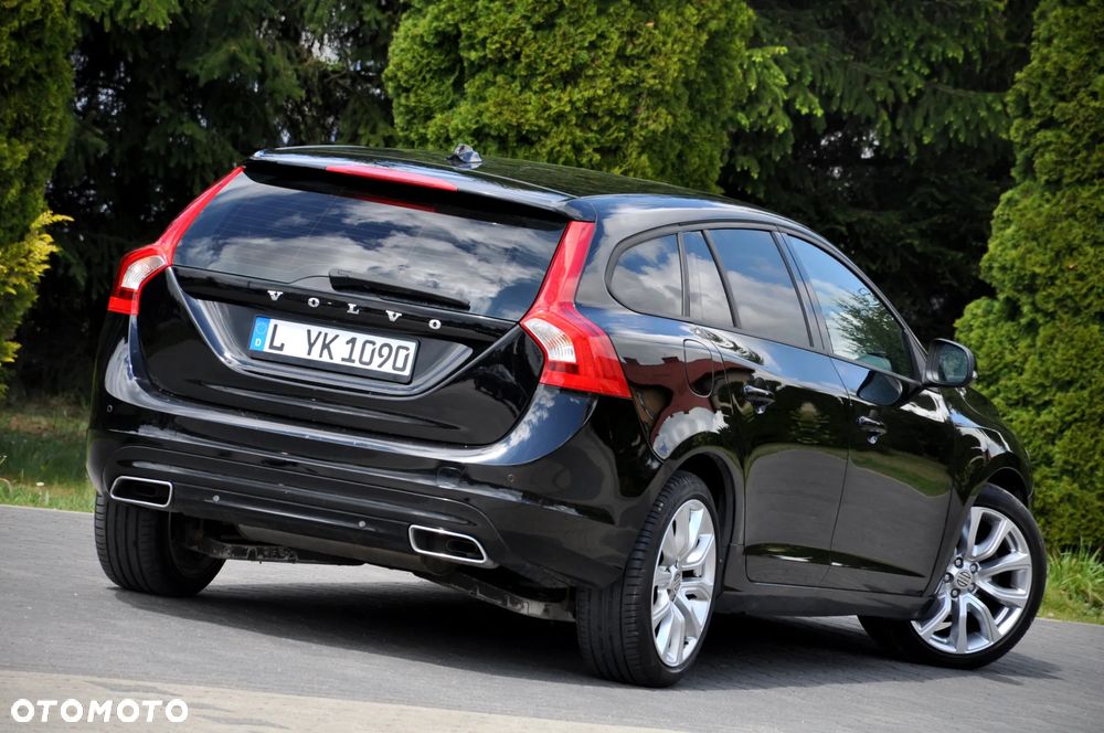 Volvo V60 D4 Drive-E Summum - 17