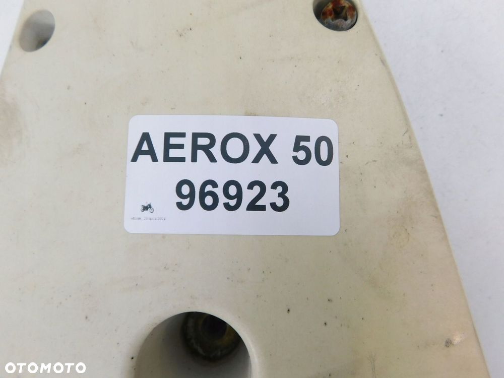 YAMAHA AEROX 50 ŁĄCZNIK WYPEŁNIENIE OGONA - 6