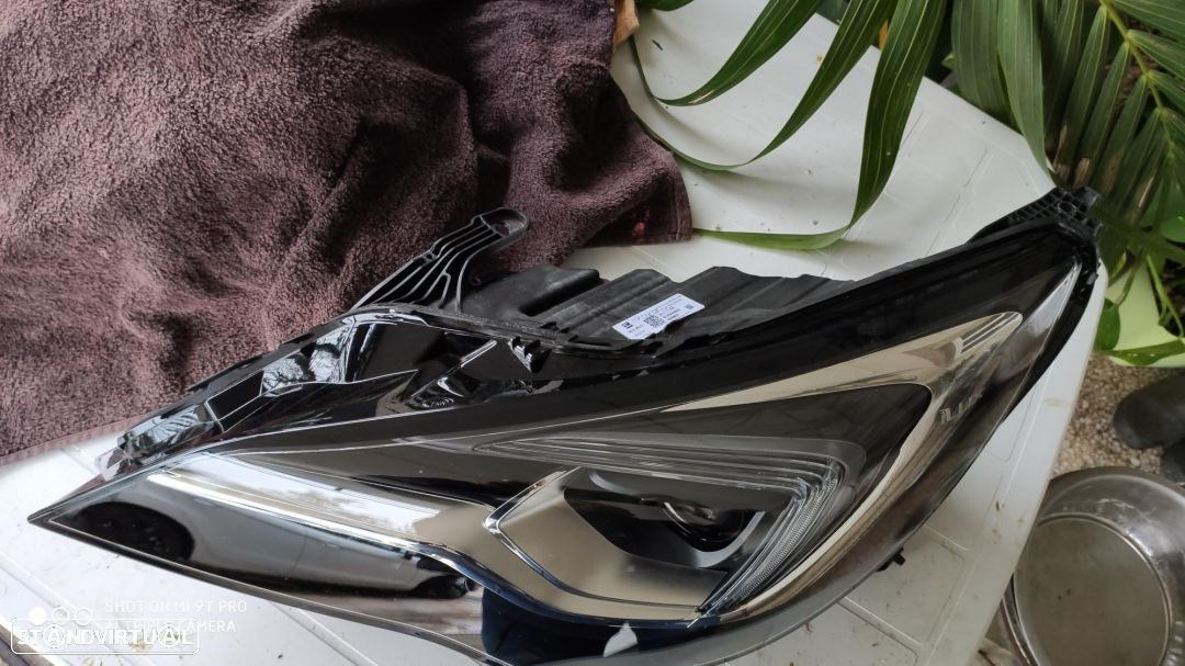 Farol esquerdo full led Astra K - 6