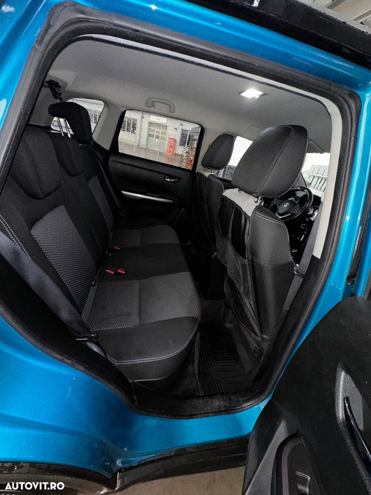 Suzuki Vitara - 12