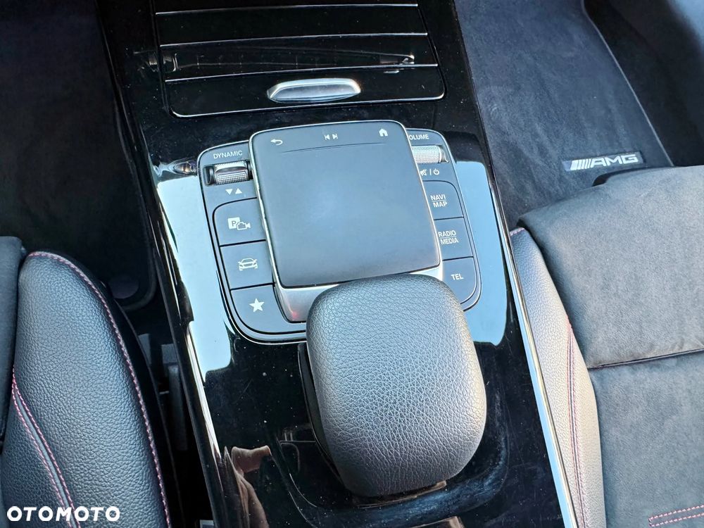 Mercedes-Benz Klasa A 180 7G-DCT AMG Line - 19