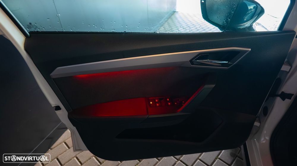 SEAT Arona 1.0 TSI FR - 11