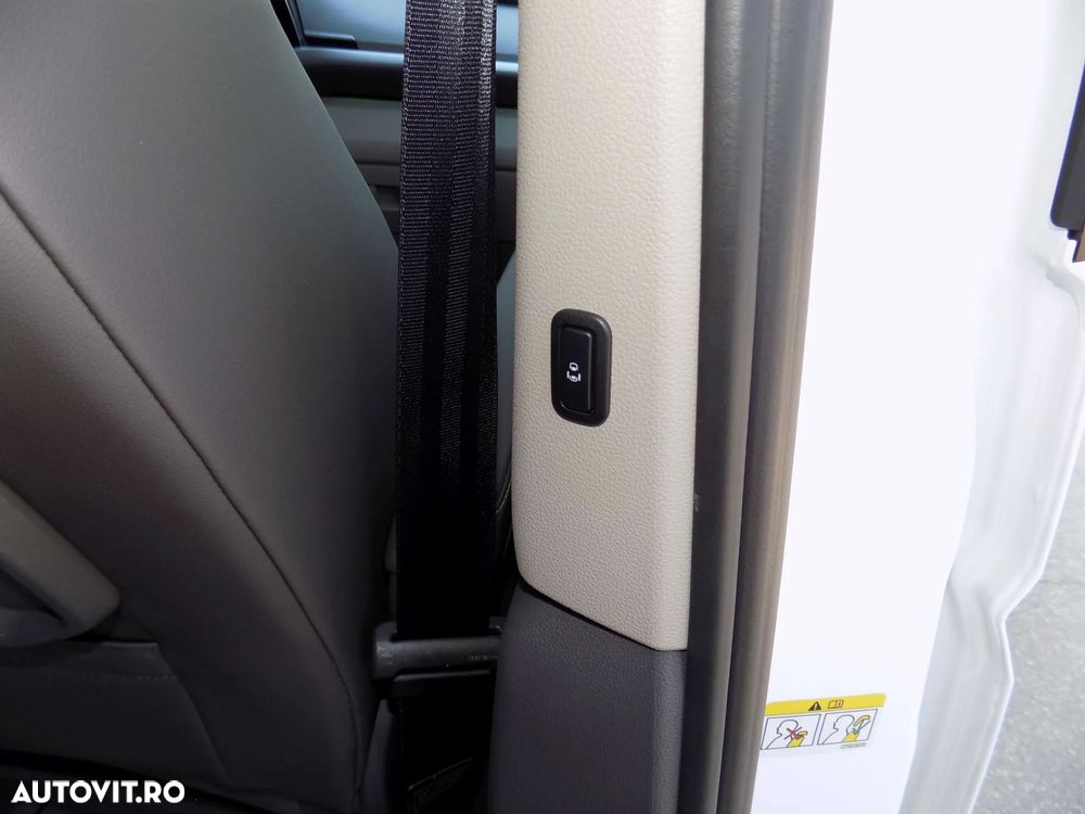 Volkswagen Multivan L 2.0 TDI DSG 110KW Life - 25