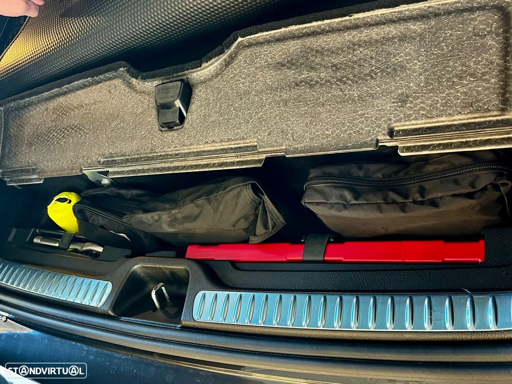 Mercedes-Benz GLC 300 de 4Matic 9G-TRONIC AMG Line Advanced - 29