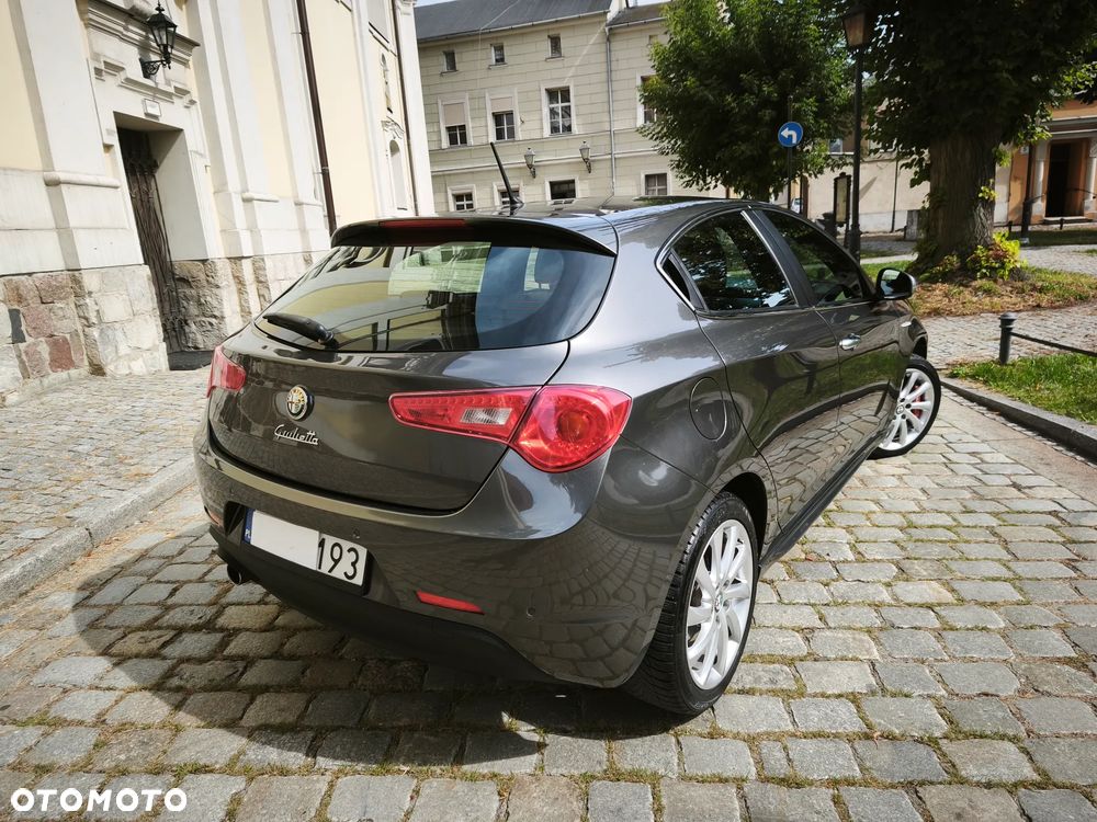 Alfa Romeo Giulietta 1.4 TB MultiAir Distinctive - 6