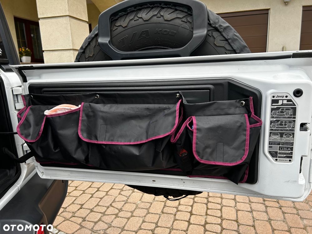 Jeep Wrangler - 23