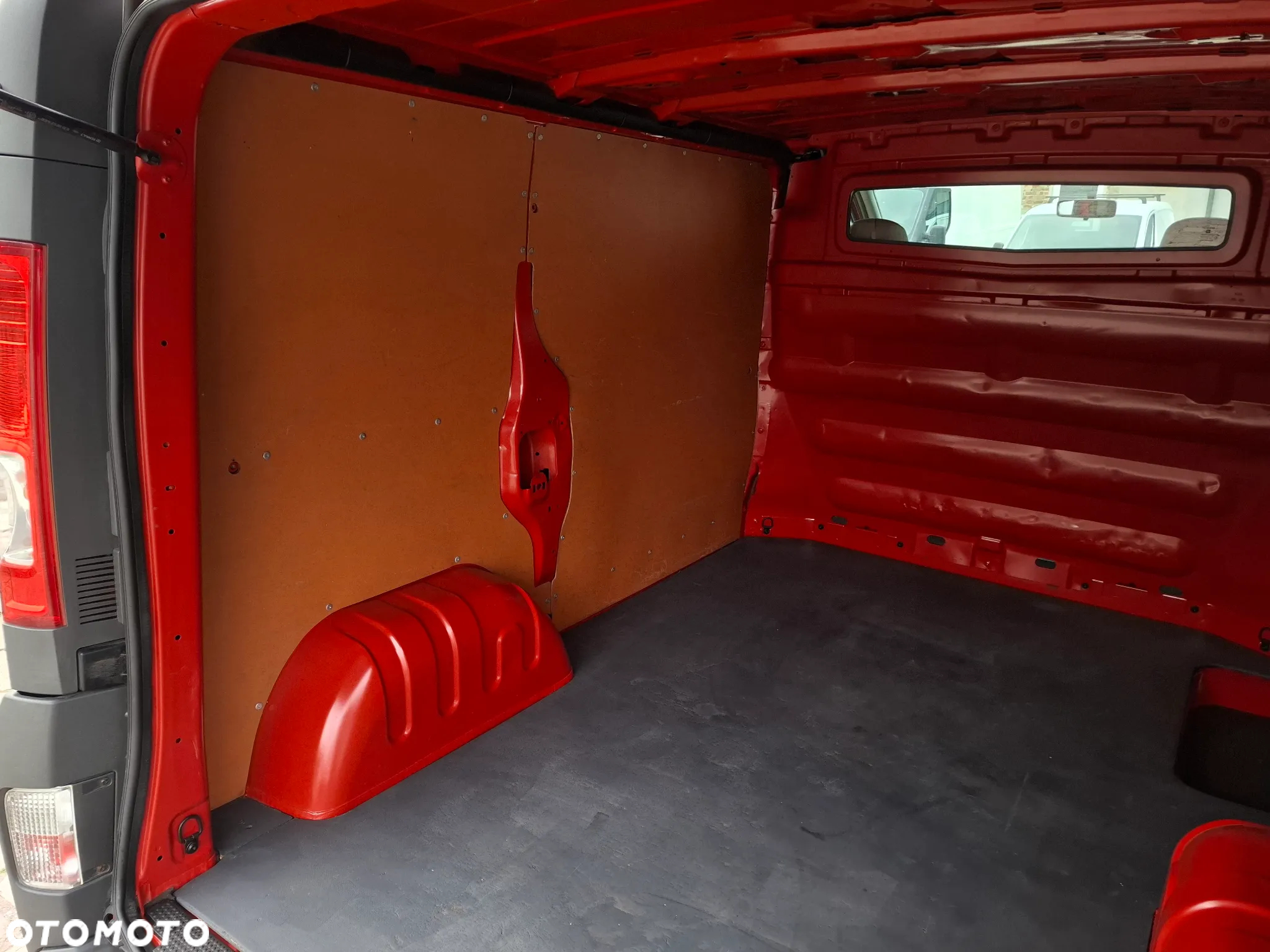 Opel Vivaro 2012 2.0CDTI 115KM 6BIEGÓW KLIMA - 26