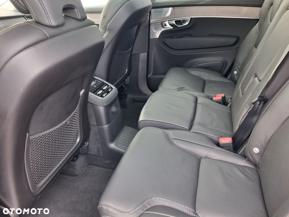 Volvo XC 90 - 12