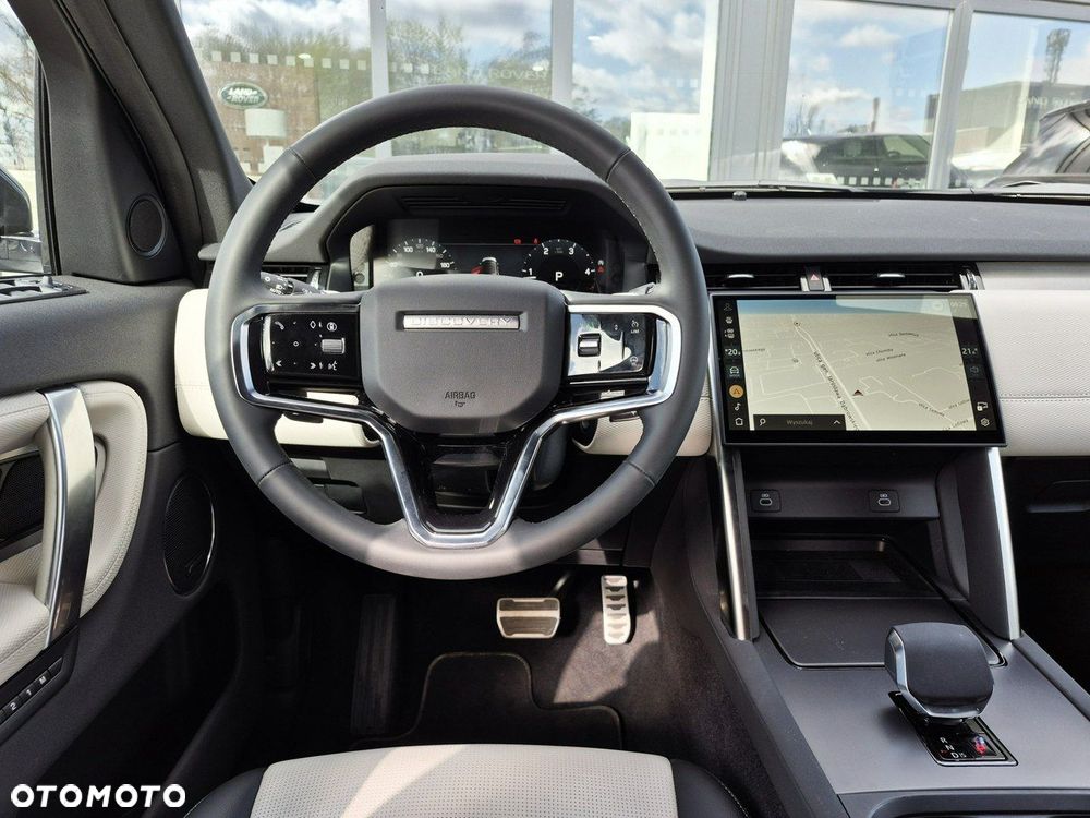 Land Rover Discovery Sport - 33