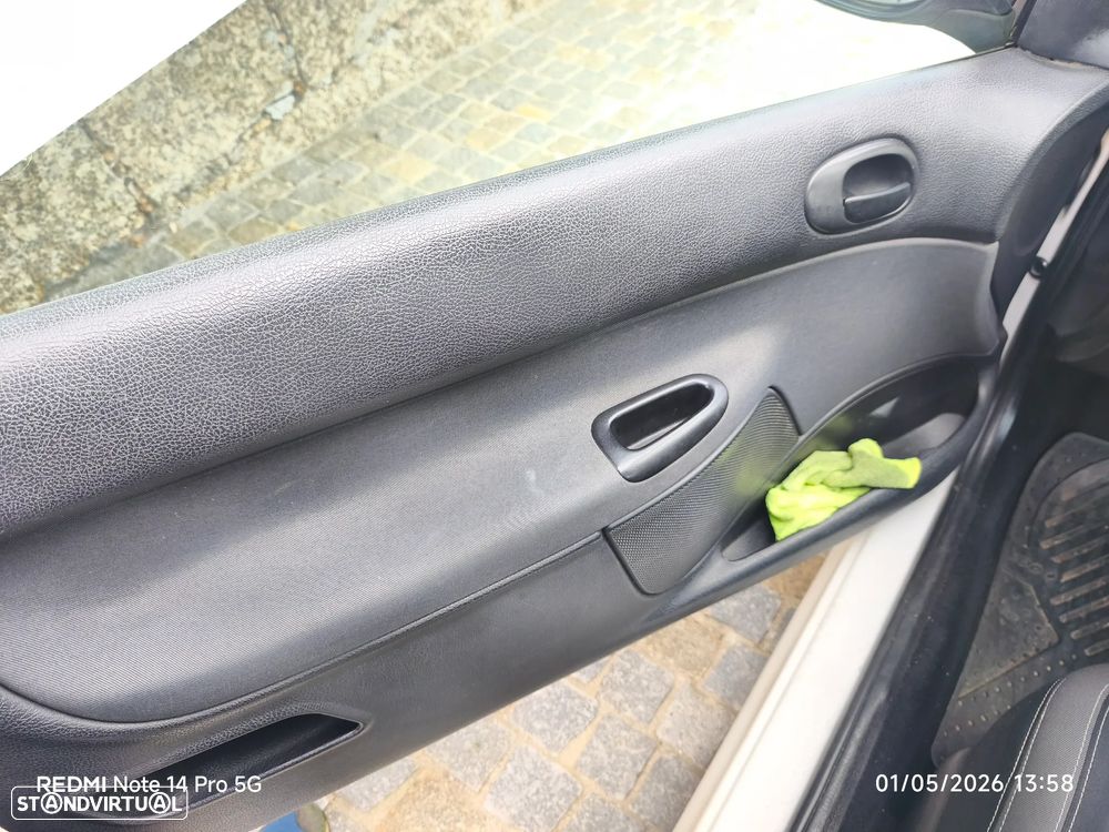 Peugeot 206 1.4 HDi ColorLine - 9