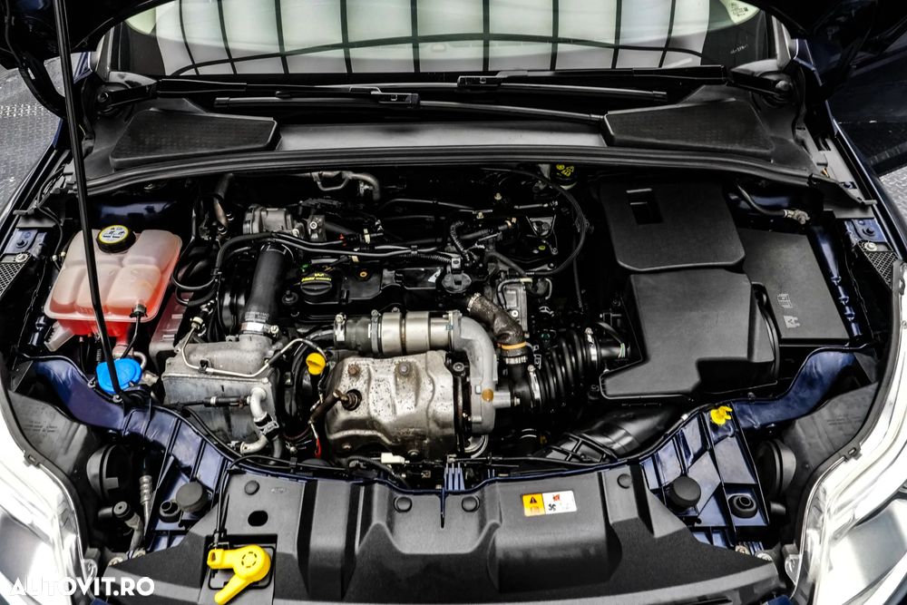 Ford Focus 1.6 TDCI DPF Titanium - 24