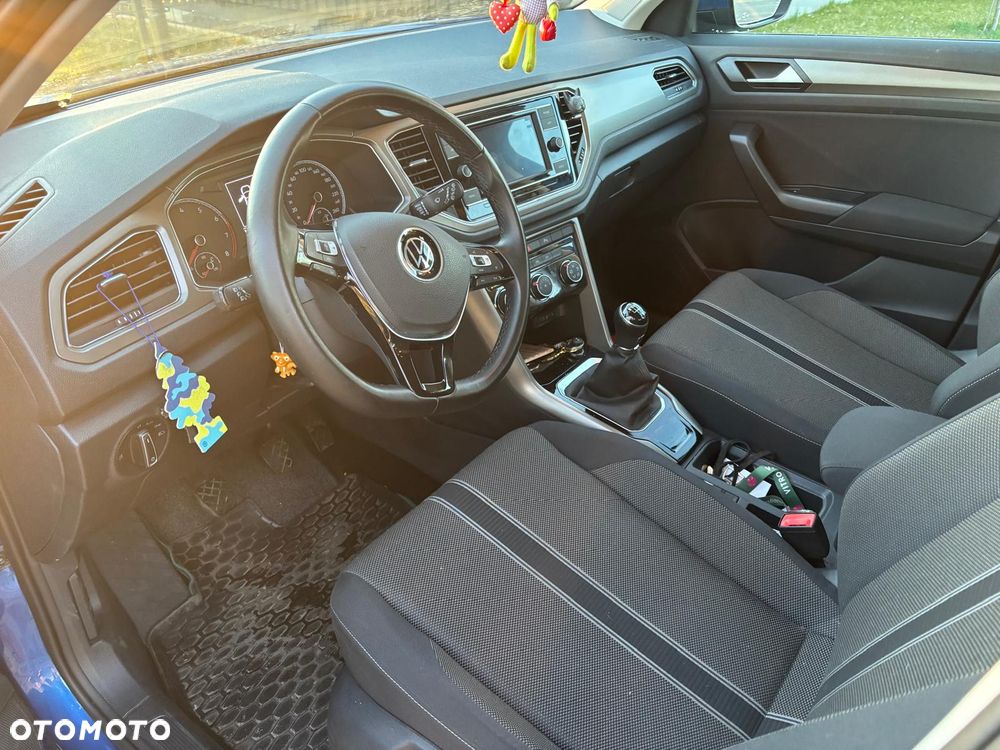 Volkswagen T-Roc ver-1-5-tsi-gpf-act-advance - 6