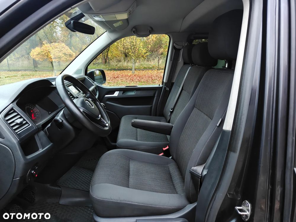 Volkswagen Caravelle 2.0 TDI L2 Highline 4Motion - 9