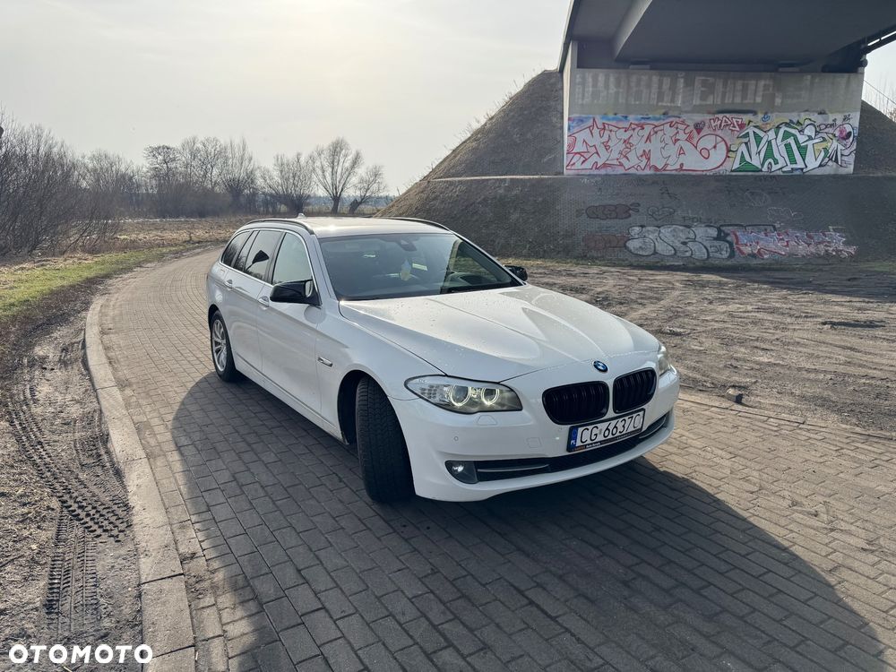 BMW Seria 5 520d BluePerformance - 2