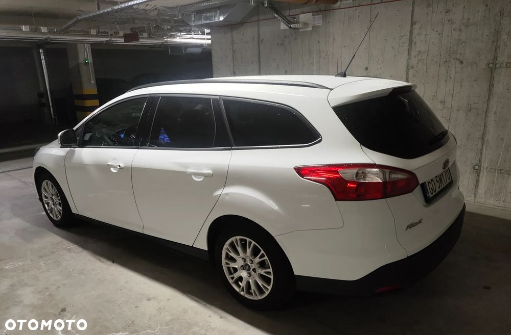 Ford Focus 2013 photo 4