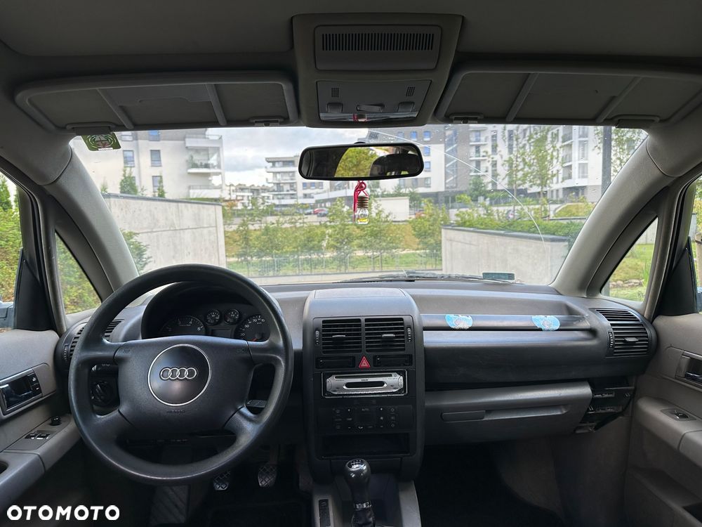 Audi A2 1.4 - 9