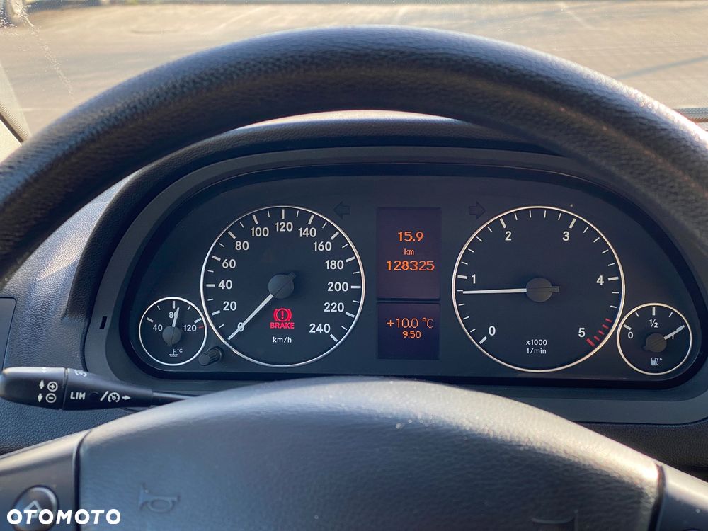 Mercedes-Benz Klasa A 180 CDI - 11