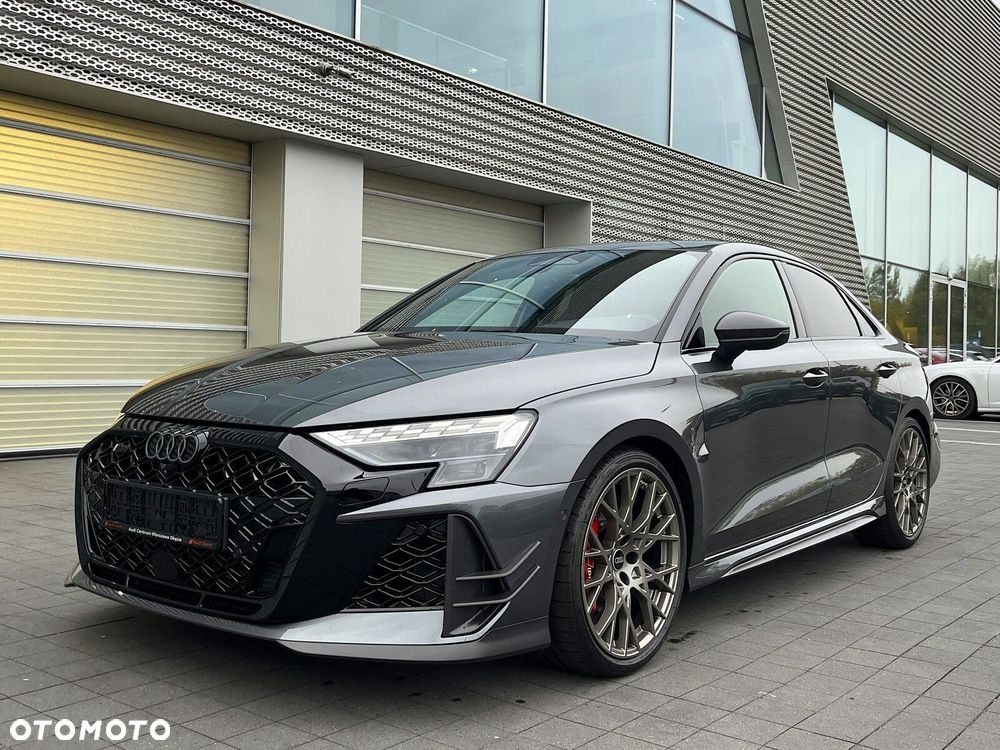 Audi RS3 Limousine - 19
